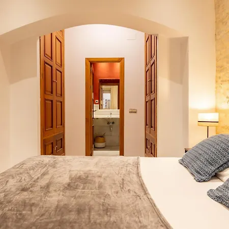 Fuente De Plata, And Patios, Step-free, Historical Center * סביליה