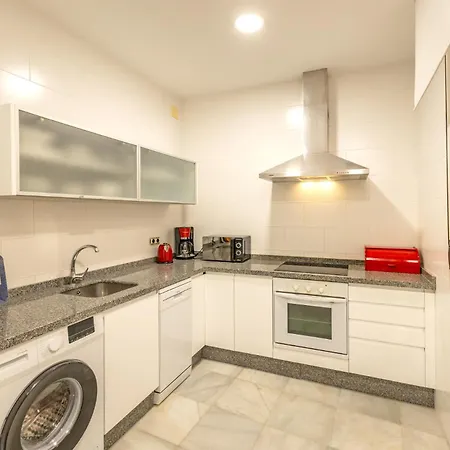 Fuente De Plata, And Patios, Step-free, Historical Center Siviglia