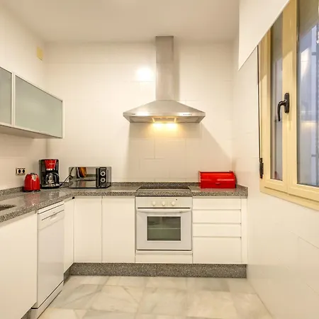 Fuente De Plata, And Patios, Step-free, Historical Center *