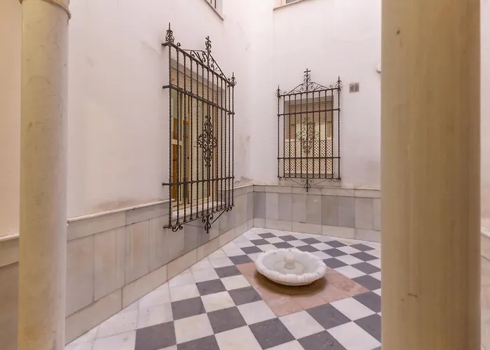 Fuente De Plata, And Patios, Step-free, Historical Center Appartement